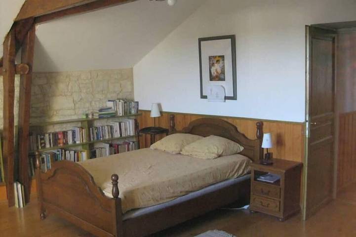 Gîte pour 12 personnes, avec terrasse et jardin à Montgesty - 2