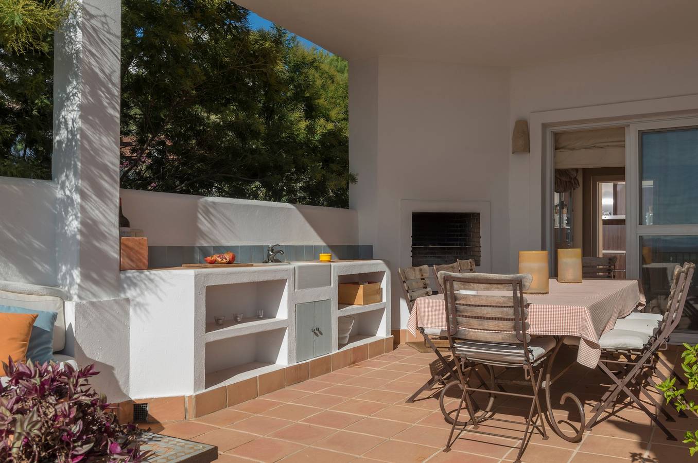 Casa de vacaciones 'Petunia' con piscina privada, Wi-Fi y aire acondicionado in Benalup-Casas Viejas, Costa de la Luz