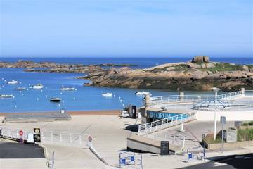 Gîte pour 4 personnes, avec balcon dans Port Coz Pors