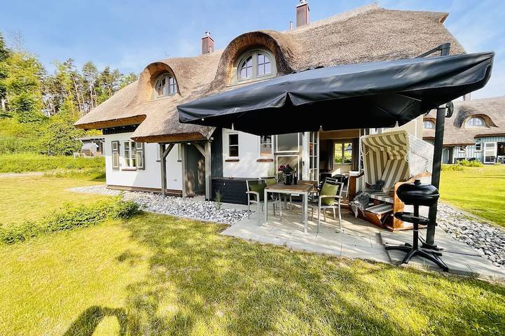 Ferienhaus für 4 Personen, mit Sauna und Garten sowie Terrasse, mit Haustier