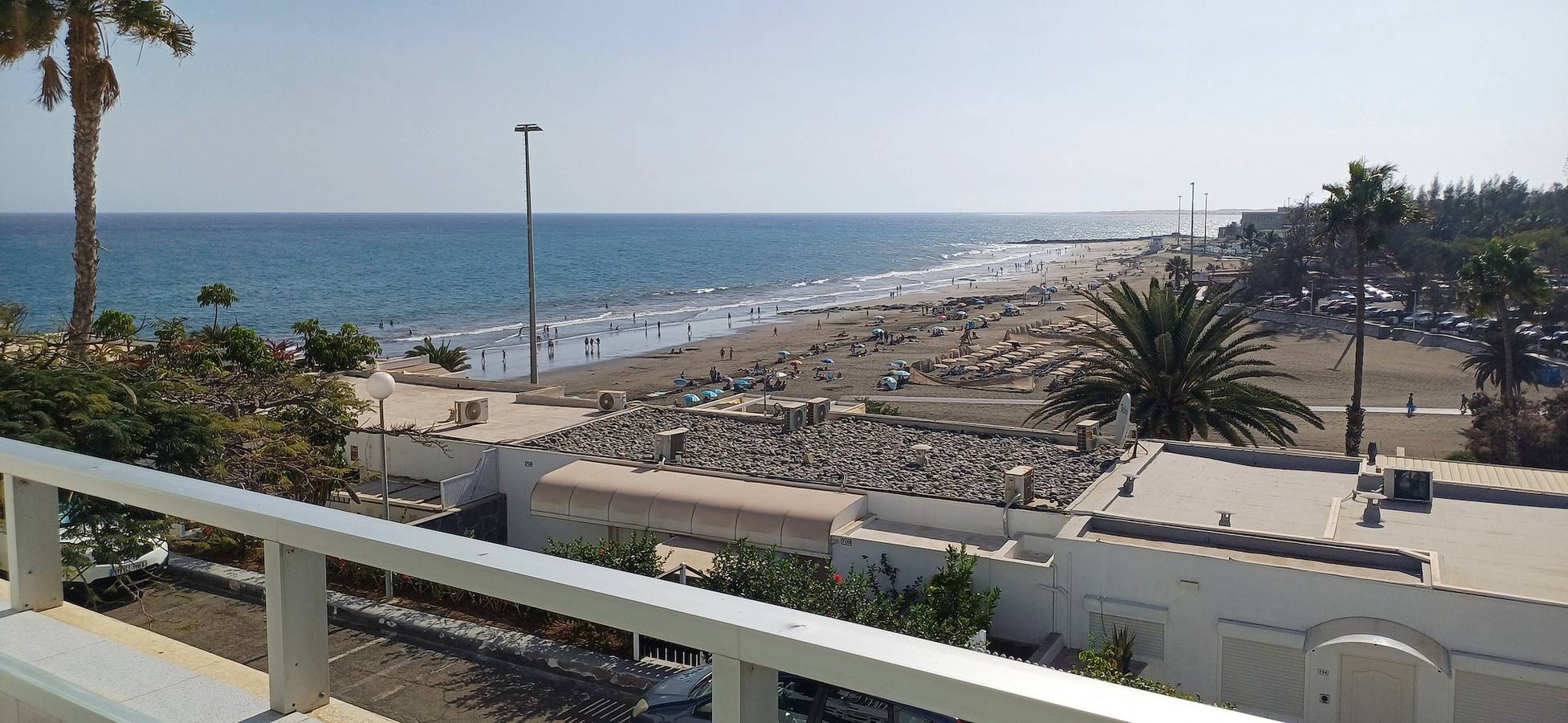 ‚A La Playa‘ – Meerblick, private Terrasse & Wlan in San Agustin, San Bartolomé de Tirajana