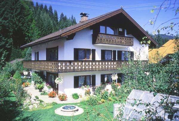 Ferienwohnung für 4 Personen, mit Balkon und Ausblick - 1