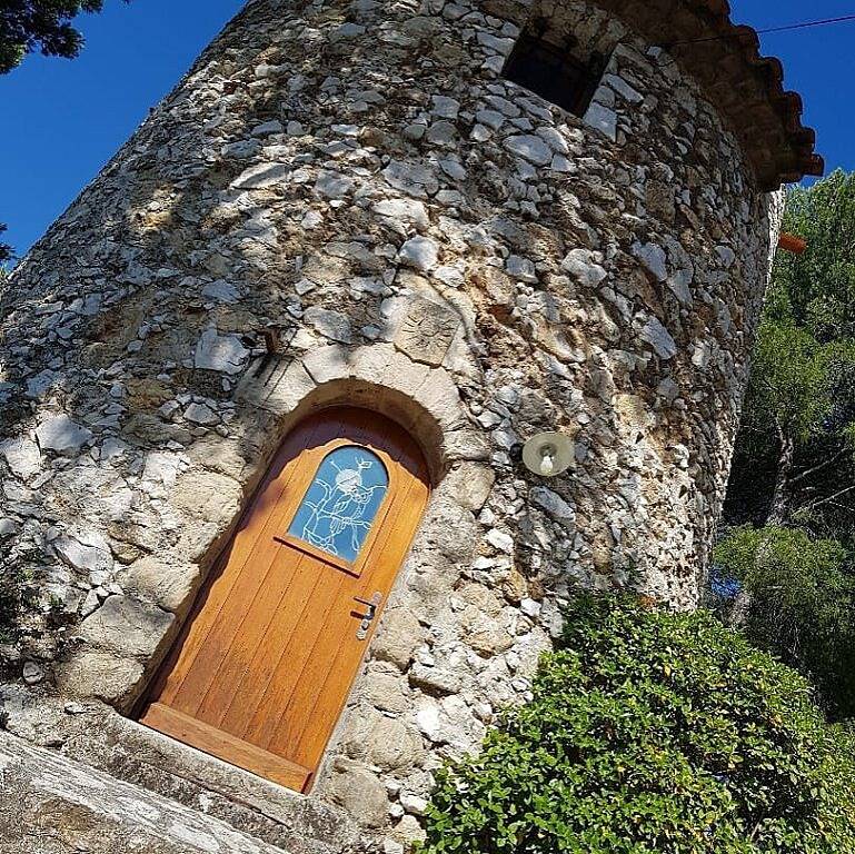 Suite premium avec jacuzzi dans un vieux moulin provençal - 2 Chambres in Bouc-Bel-Air, Région d'Aix-en-Provence