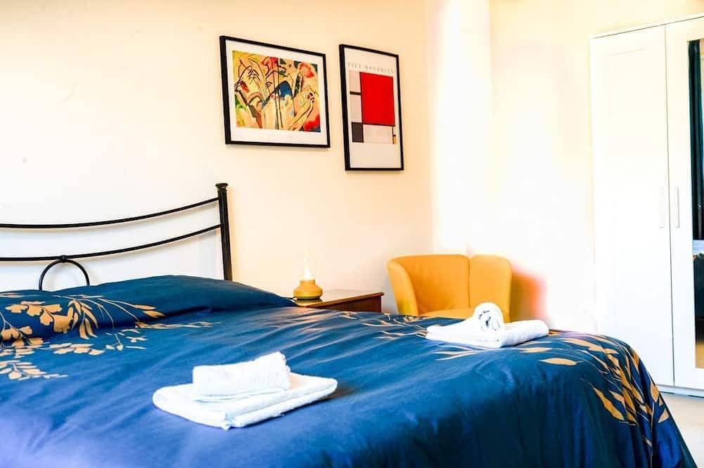 Ganze Wohnung, Elegant and Comfortable: Stay Between Rome and the Castelli Romani in Albano Laziale, Rom Provinz