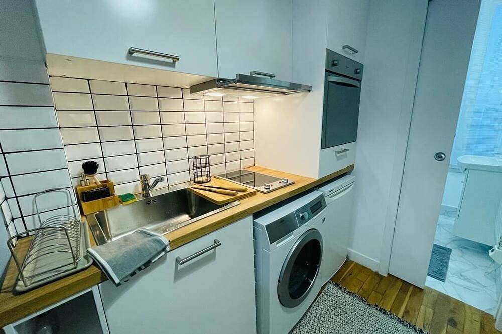 Apartamento entero, 🌟 Studio Escale🌟 20 min from Paris, 200m from Rer A station in Sartrouville, Yvelines