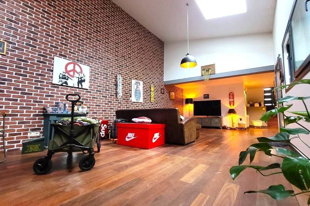 Huge loft 10 minutes from Paris in Nanterre, Altos del Sena