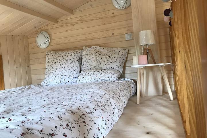 Location de vacances pour 4 personnes, avec jardin ainsi que jacuzzi et terrasse à Faycelles - 3