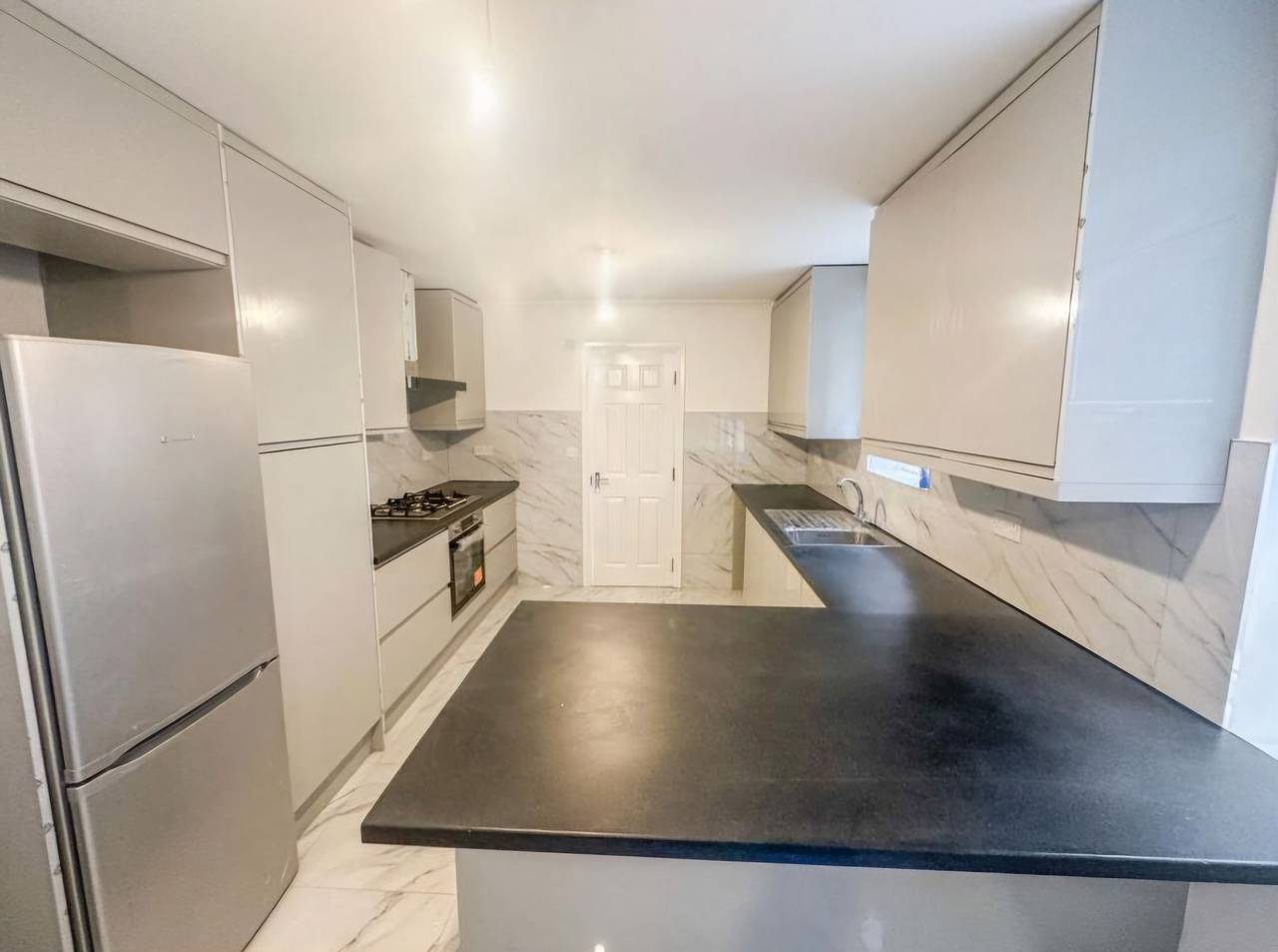 Acogedoras habitaciones en Bedford con instalaciones compartidas in Bedford