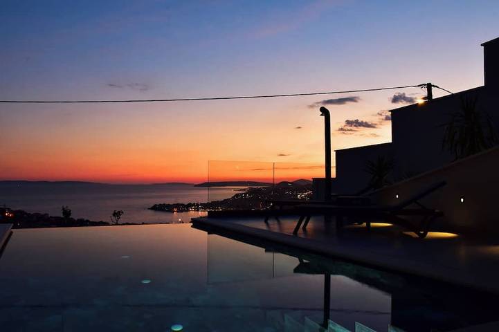 Ferienhaus für 6 Personen, mit Garten in Podstrana