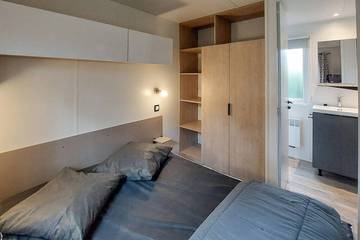 Camping pour 4 Personnes dans Saint-Julien-en-Born, Région de Dax, Photo 2