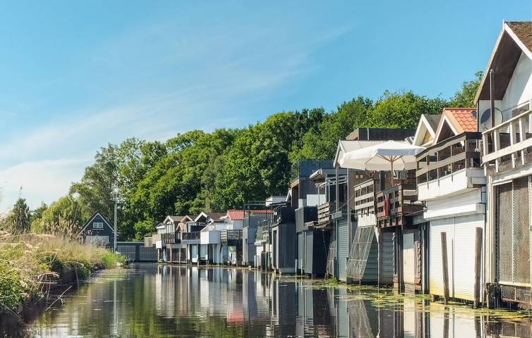 Ferienhaus für 6 Personen mit Terrasse in Hoogezand-Sappemeer, Groningen und Umgebung