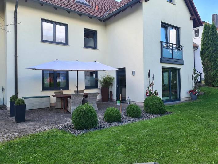 Appartement de vacances pour 5 personnes, avec jardin et terrasse