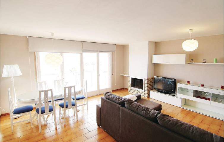 Ferienwohnung für 6 Personen, mit Terrasse und Pool in Pineda de Mar - 3