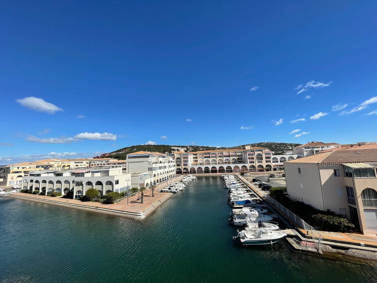 Ganze Wohnung, Klimatisierte Wohnung für 6 Personen mit Kanalblick und Parkplatz in Sète in Sete, Côte d'Améthyste