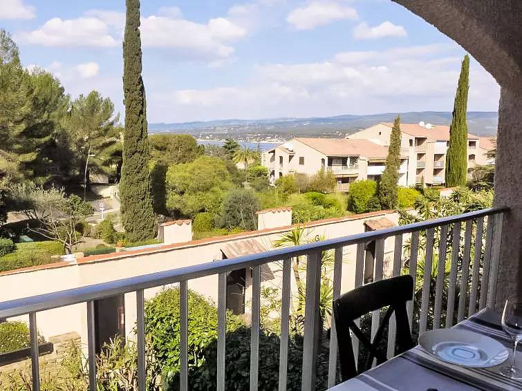 Apartamento entero, 1 Pièce 4 Personnes in Saint-Cyr-sur-Mer, Region de Toulon