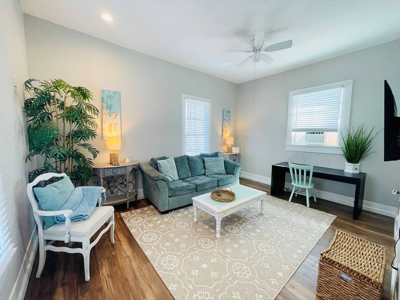 Vacation Rental for 4 Guests in Galveston Island, Galveston