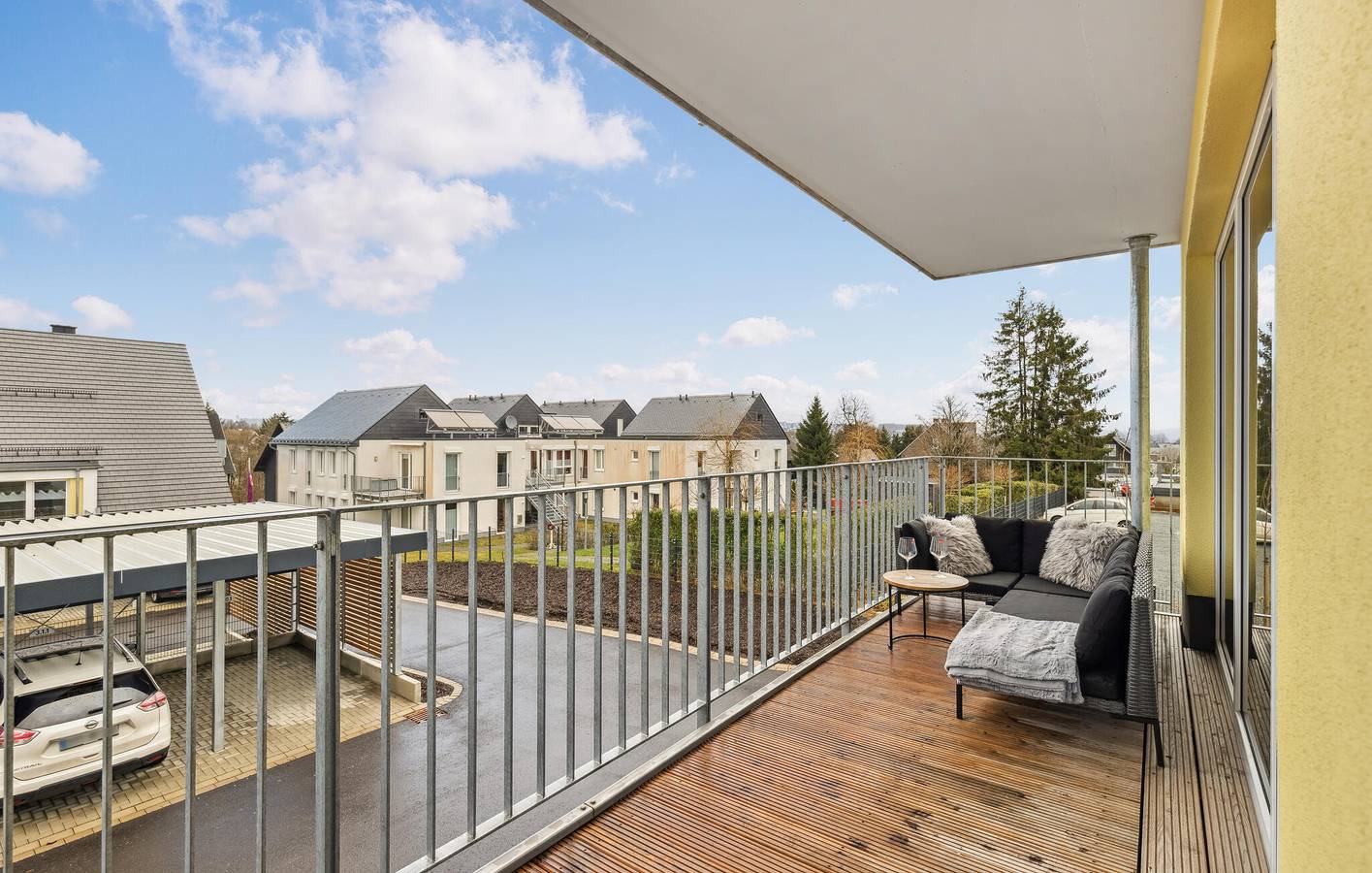 Geheel vakantieappartement, Gezellig Ski Appartement met Terras & Parkeerplaats, Dichtbij Pistes in Winterberg, Hochsauerlandkreis