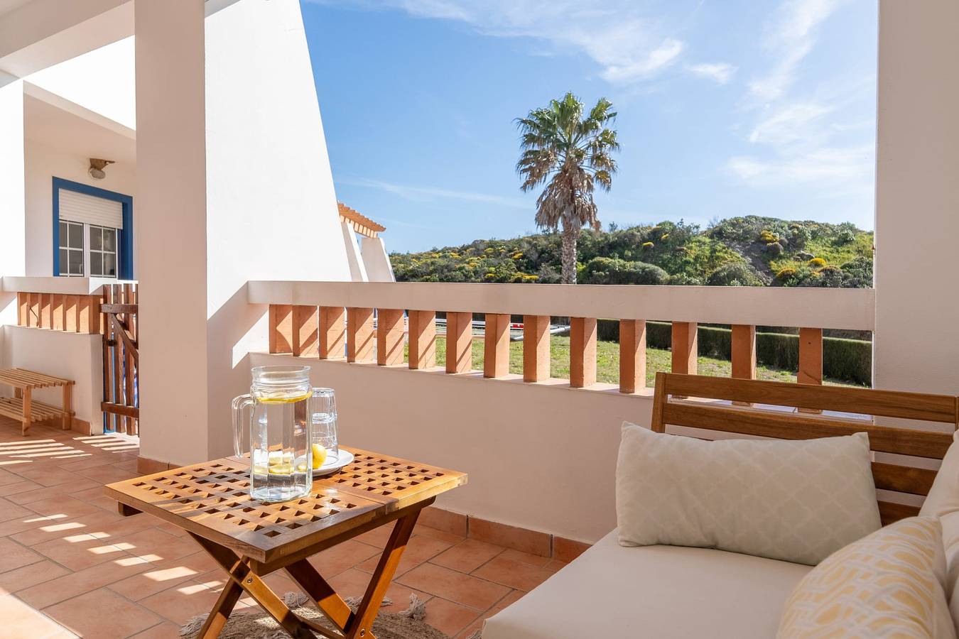Apartamento inteiro, Apartamento de férias para 3 pessoas com varanda in Arrifana, Aljezur