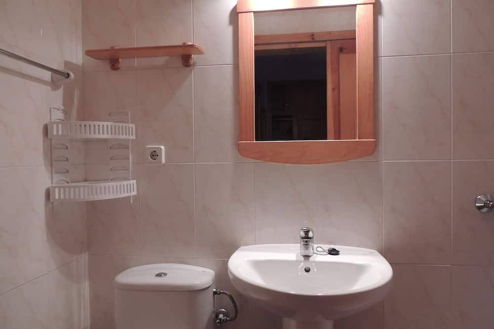 Apartamento entero, Apart. para 2-3 per.con jardin, aire acondi. y wifi.\nbajada De Precio En Julio. in Sant Ferran de Ses Roques, Formentera