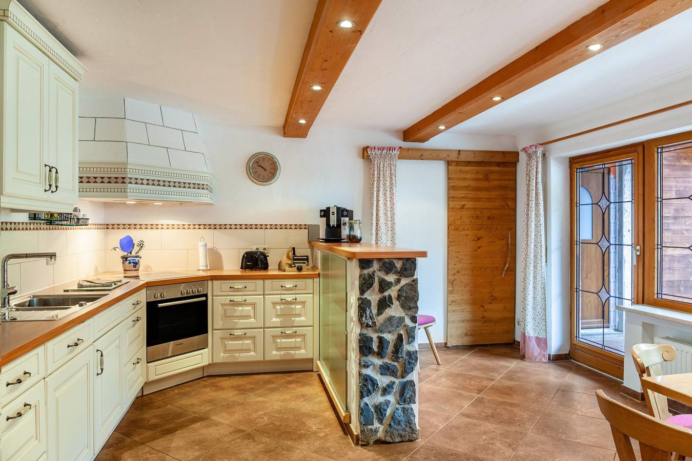 Entire apartment, Kraus Eibsee Apartment with Mountain View, Shared Terrace, and Wi-Fi in Grainau, Eibsee