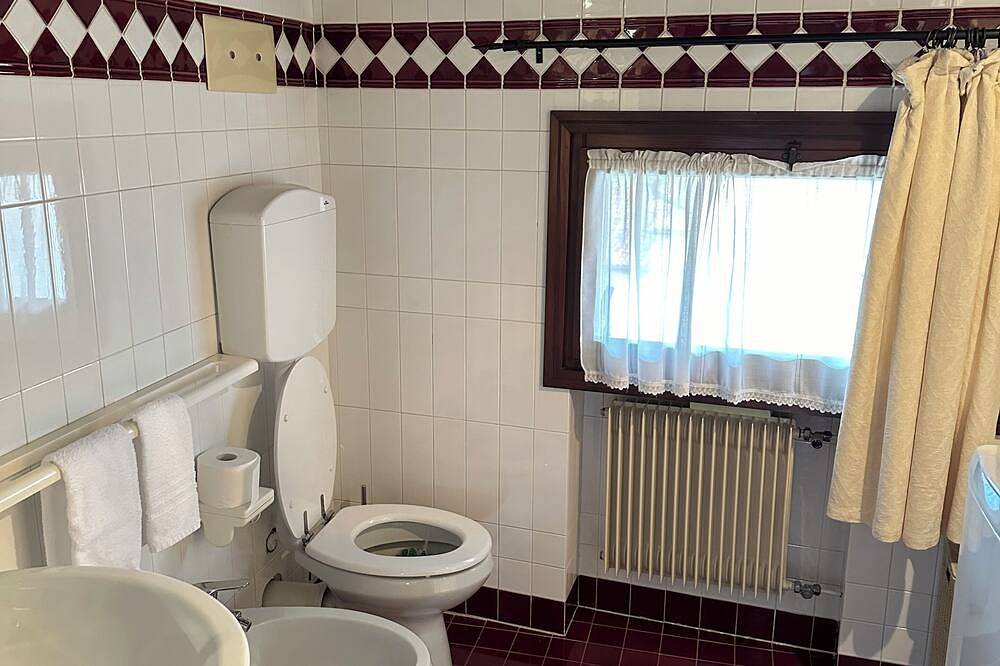 Cozy and quiet attic in the heart of Bassano del Grappa in Bassano del Grappa, Vicenza Provinz