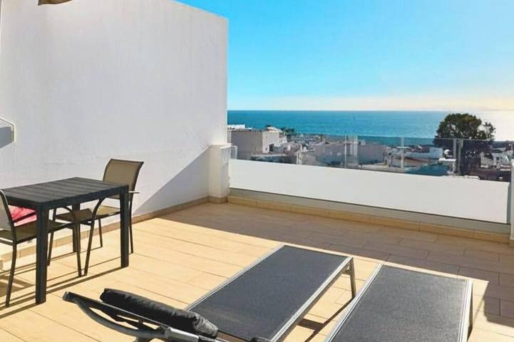 Holiday apartment for 4 people, with balcony and pool, with pets - 1
