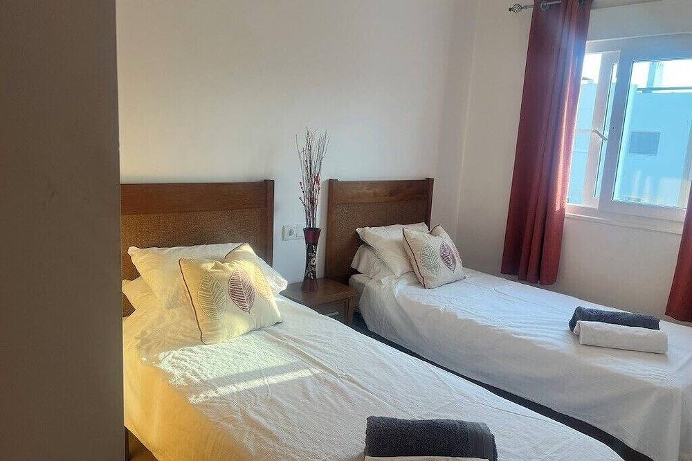 Appartement entier, Fabulous 2-Bedroom Apartment on, Condado de Alhama Golf Resort, Murcia in Alhama de Murcia, Murcia l'intérieur des terres