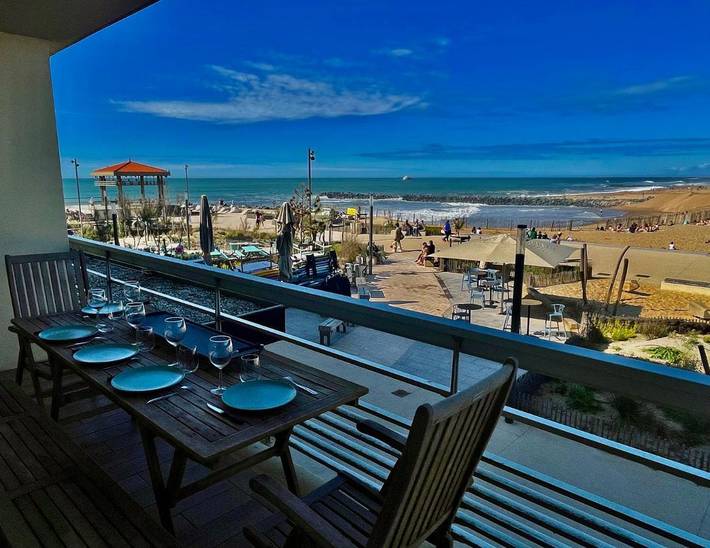 Gîte pour 5 personnes, avec Balcon ainsi que Terrasse et Vue dans Office De Tourisme D Anglet