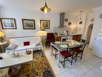 Gîte pour 5 personnes, avec terrasse à Caunes-Minervois