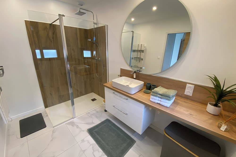 Sur la Côte d'Opale, Maison familiale 4/6 personnes, piscine privée chauffée. in Widehem, Région de Montreuil