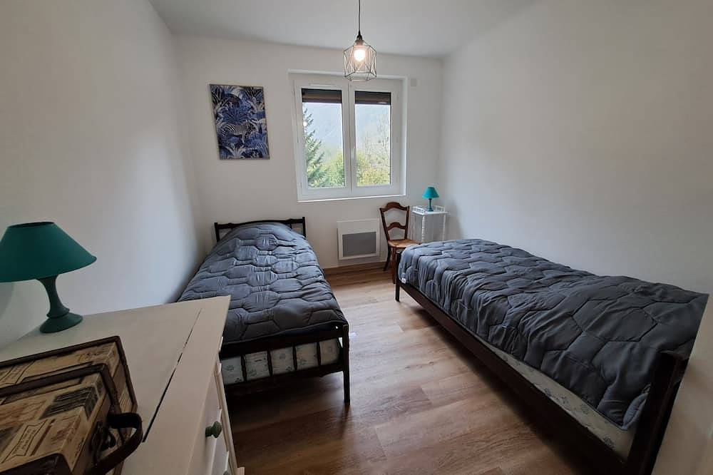 Entire apartment, Chez Philou Appartement Tout Équipé de 4 Chambres Pour 8 Personnes a Gavarnie in Gavarnie, Pyrenees National Park