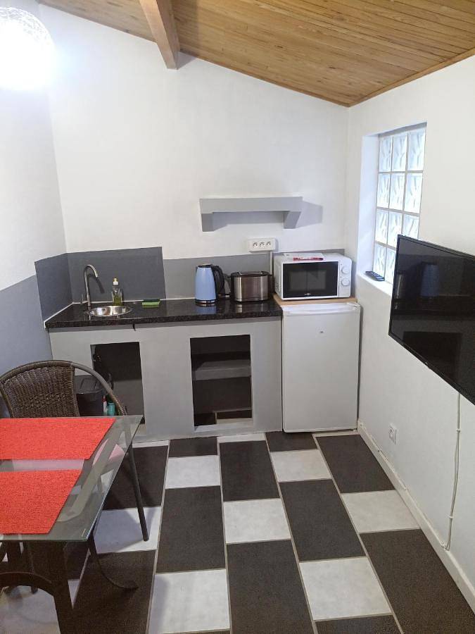 Gîte pour 2 personnes, avec terrasse et jardin à Livry-Gargan - 3