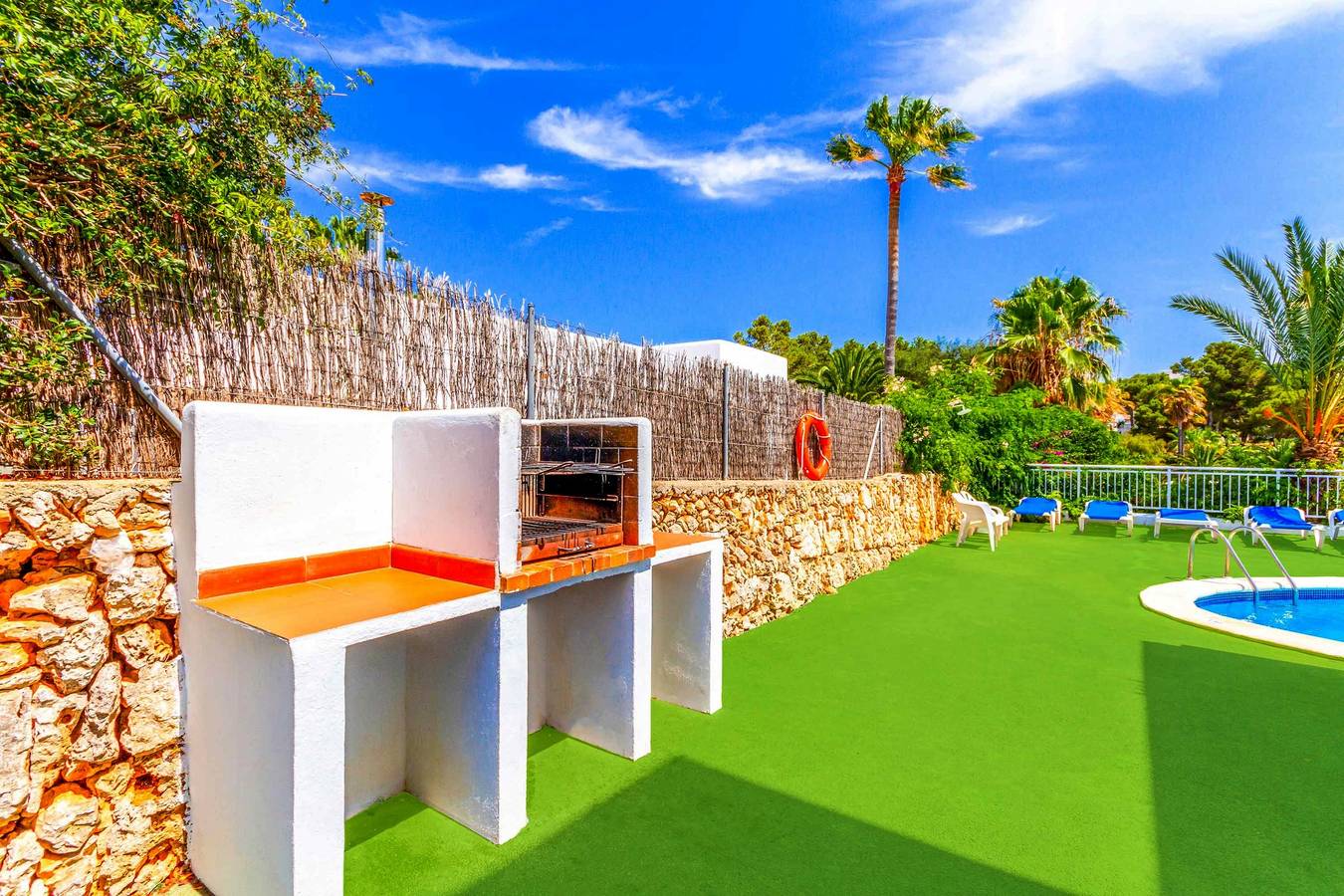 Villa für 10 Personen mit Terrasse in Caló des Pou (Santanyí), Santanyí