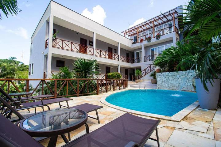 Pousadas para 4 pessoas, com jacuzzi e piscina e ainda sauna and jardim em Morro de São Paulo