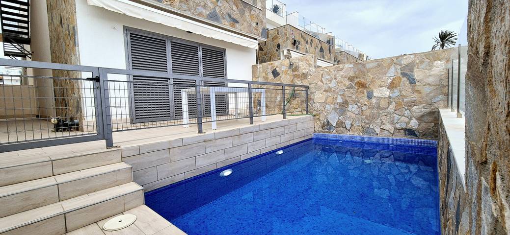 Chalet para 6 personas, con Balcón y Terraza en Los Alcázares