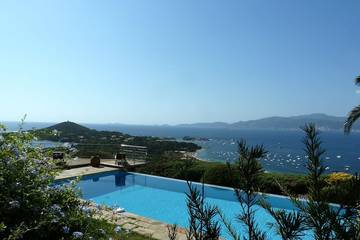 Gîte pour 8 personnes, avec jardin et terrasse, animaux acceptés dans Plage de la Stagnola