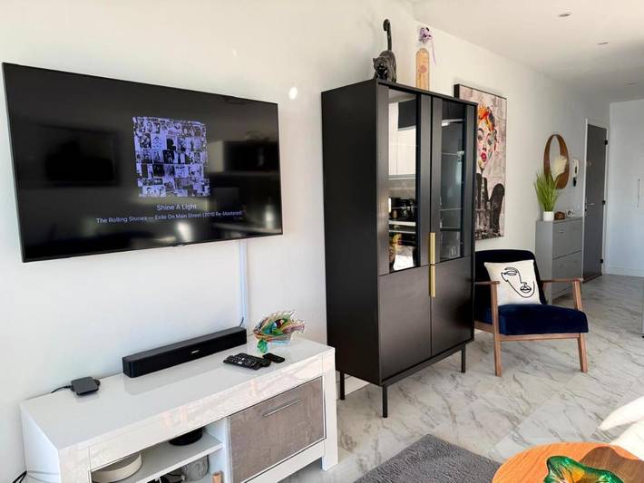 Gîte pour 2 personnes, avec vue et terrasse dans Plage de la Pierre au Tambour - 3