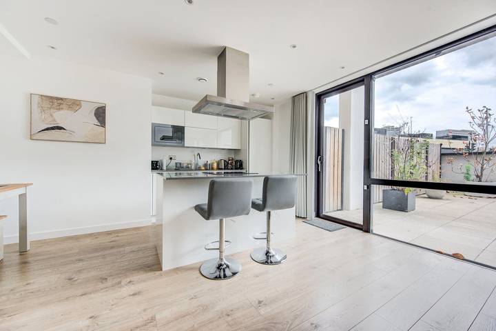 Gîte pour 10 personnes, avec jardin et balcon à Londres - 4