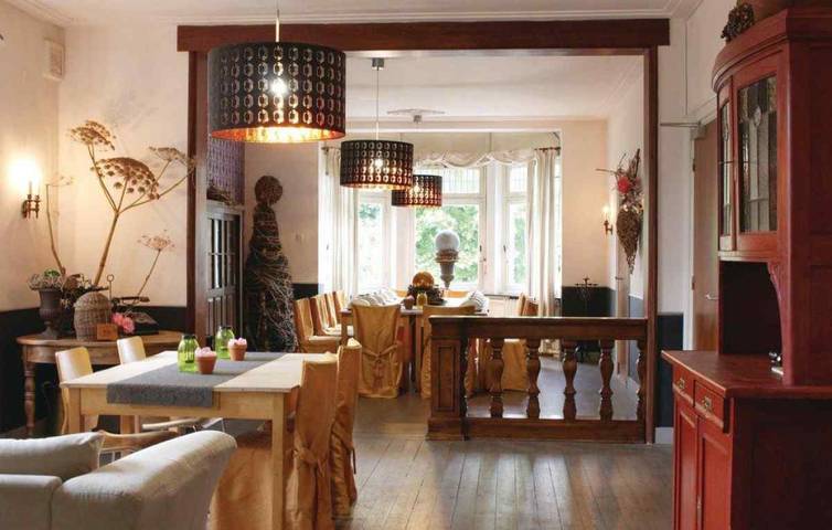 Prachtige 12 persoons villa in Zuid-Limburg met bubbelbaden in Limburg