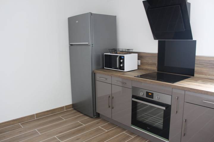 Gîte pour 8 personnes, avec jardin et terrasse à Bernay-Saint-Martin - 3