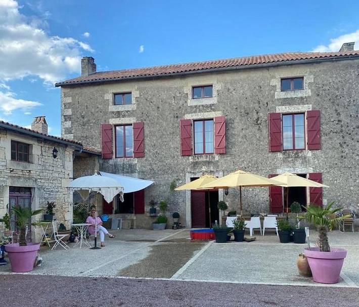 Location de vacances pour 2 personnes, avec jardin et vue à Verteuil-sur-Charente - 4