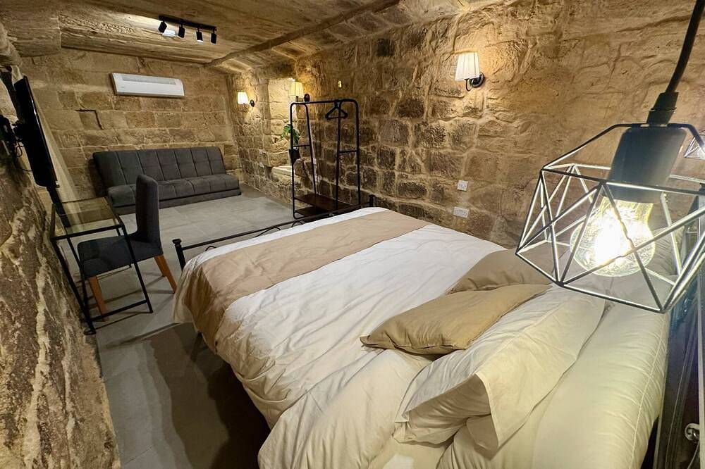 Kappella Boutique - Room 1 in Żurrieq, Malta Island