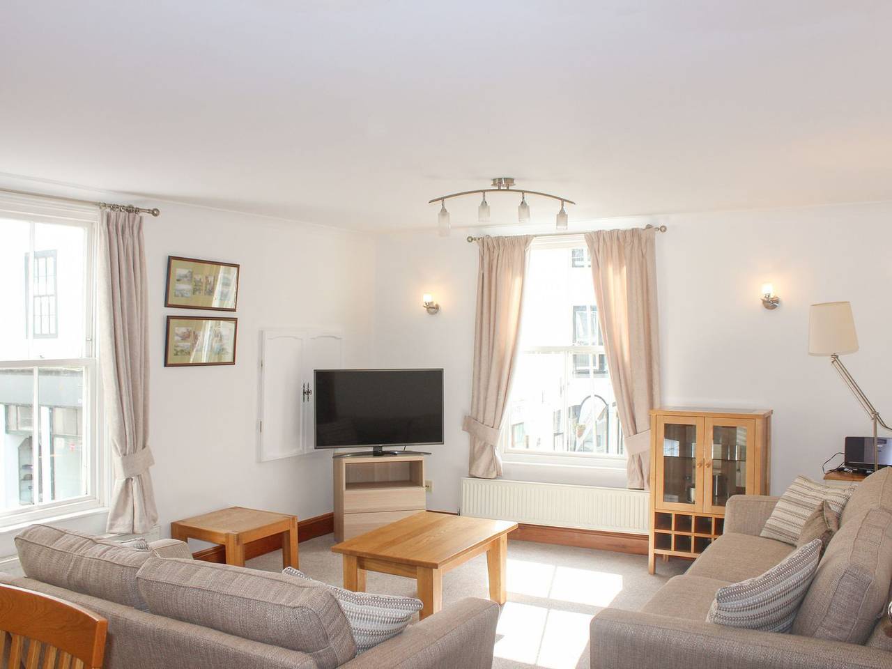 Entire apartment, The Little Clock House in Dartmouth, Devon