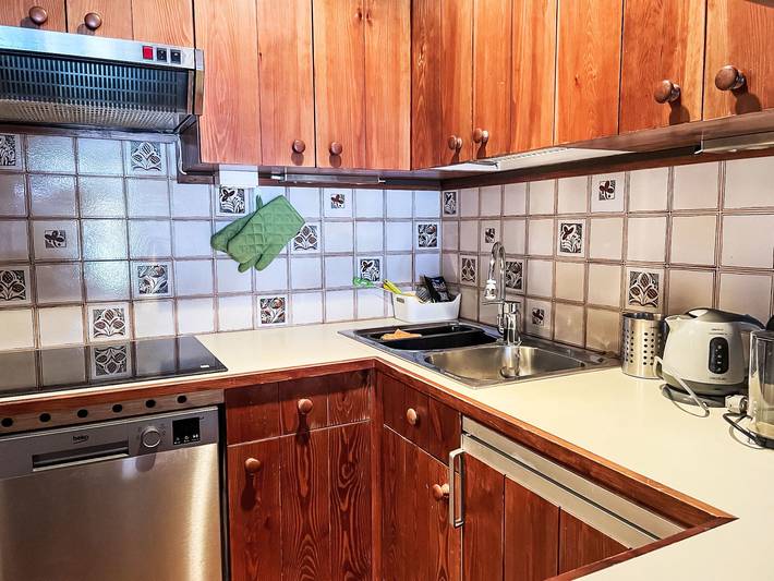 Gîte pour 5 personnes, avec terrasse ainsi que vue et jardin à Madesimo - 4