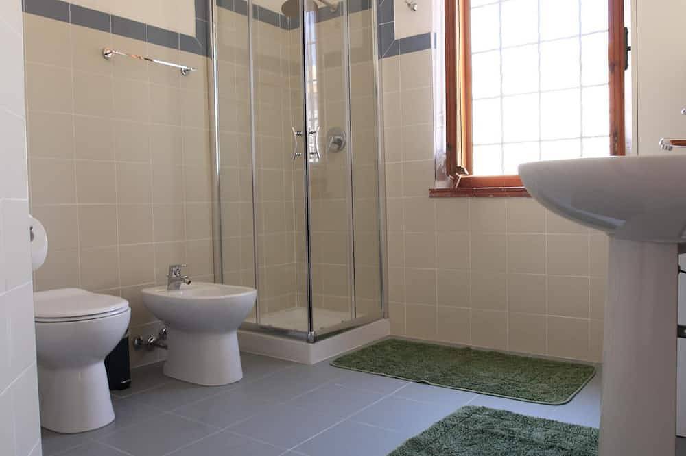 Villa Paolina: piscina privada, gran jardín, patio sombreado in Calasetta, Isla de Sant'Antioco