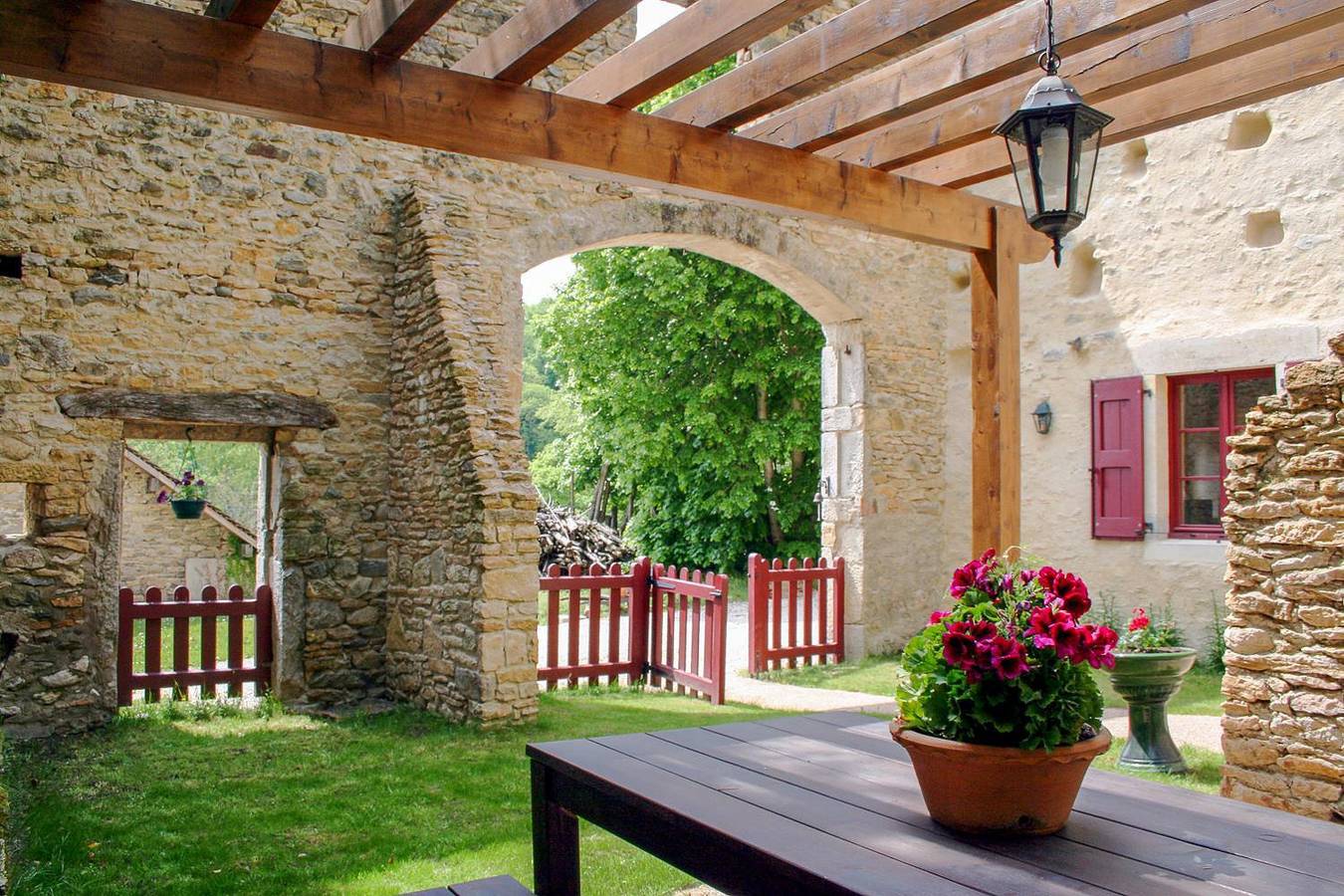 Beauvillard in Vénérieu, La Tour-du-Pin und Umgebung