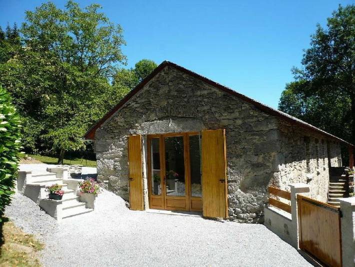 Gîte pour 2 personnes, avec Terrasse et Jardin dans Fontrieu