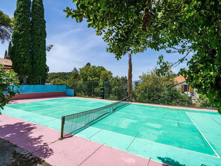 Gîte pour 2 personnes, avec jardin, adapté aux familles à Cavtat - 2
