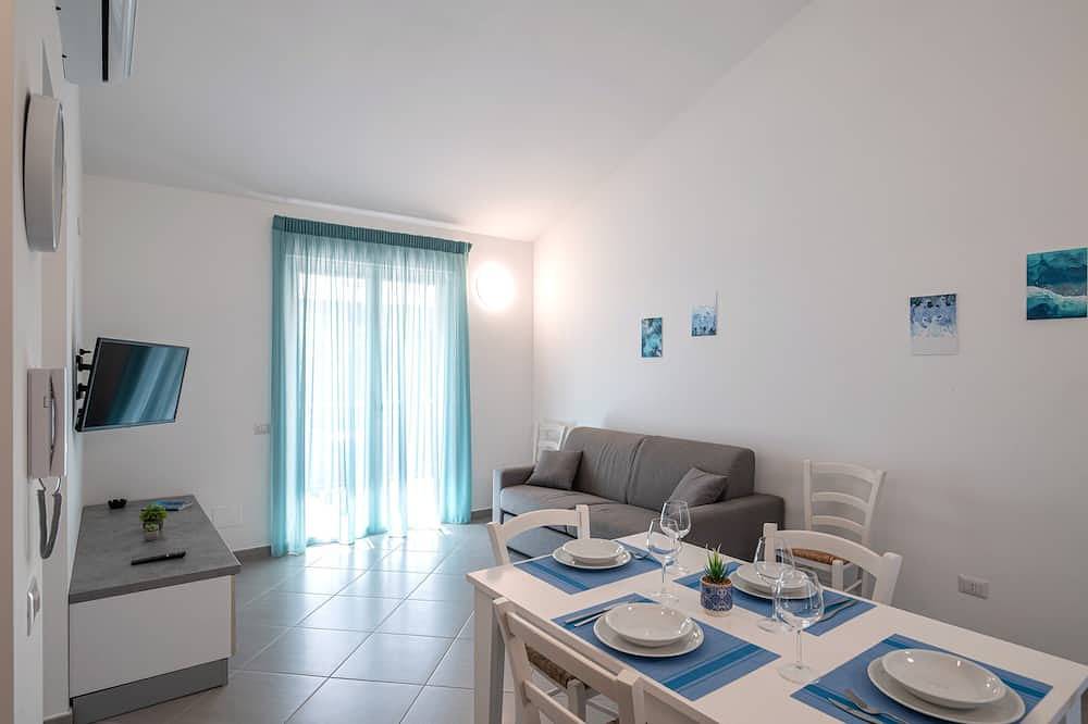 Appartamento intero, Incantevole appartamento con piscina in residence, a due passi dal mare! in Sant'Agata di Militello, Provincia di Messina