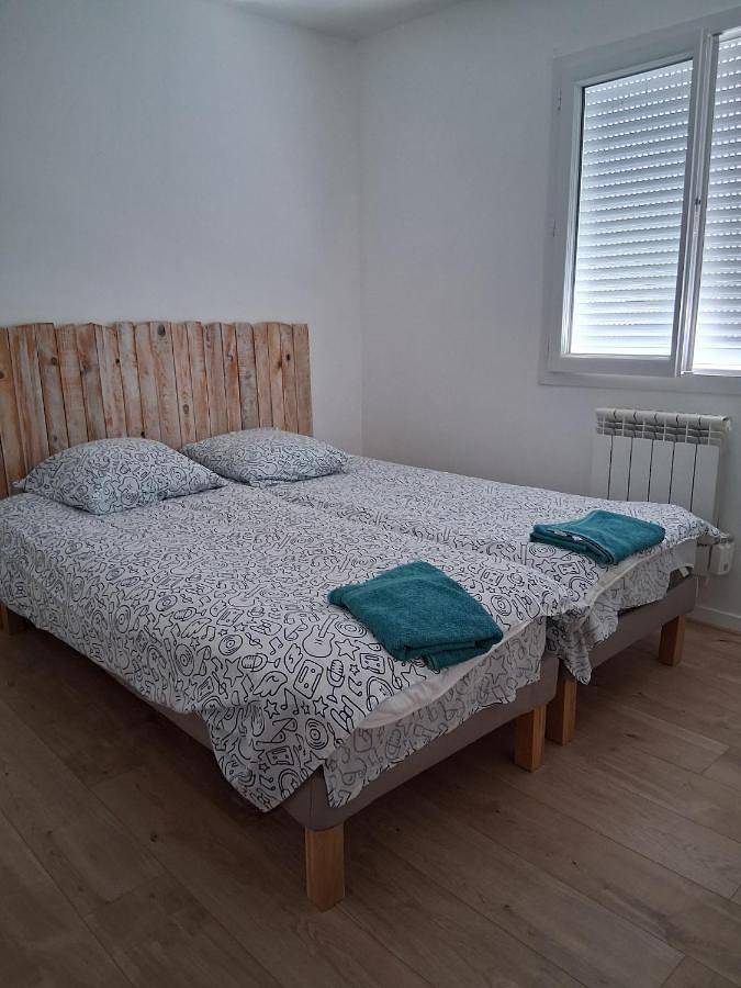 Gîte pour 4 personnes, avec jardin ainsi que vue et piscine, animaux acceptés à Arsac - 2